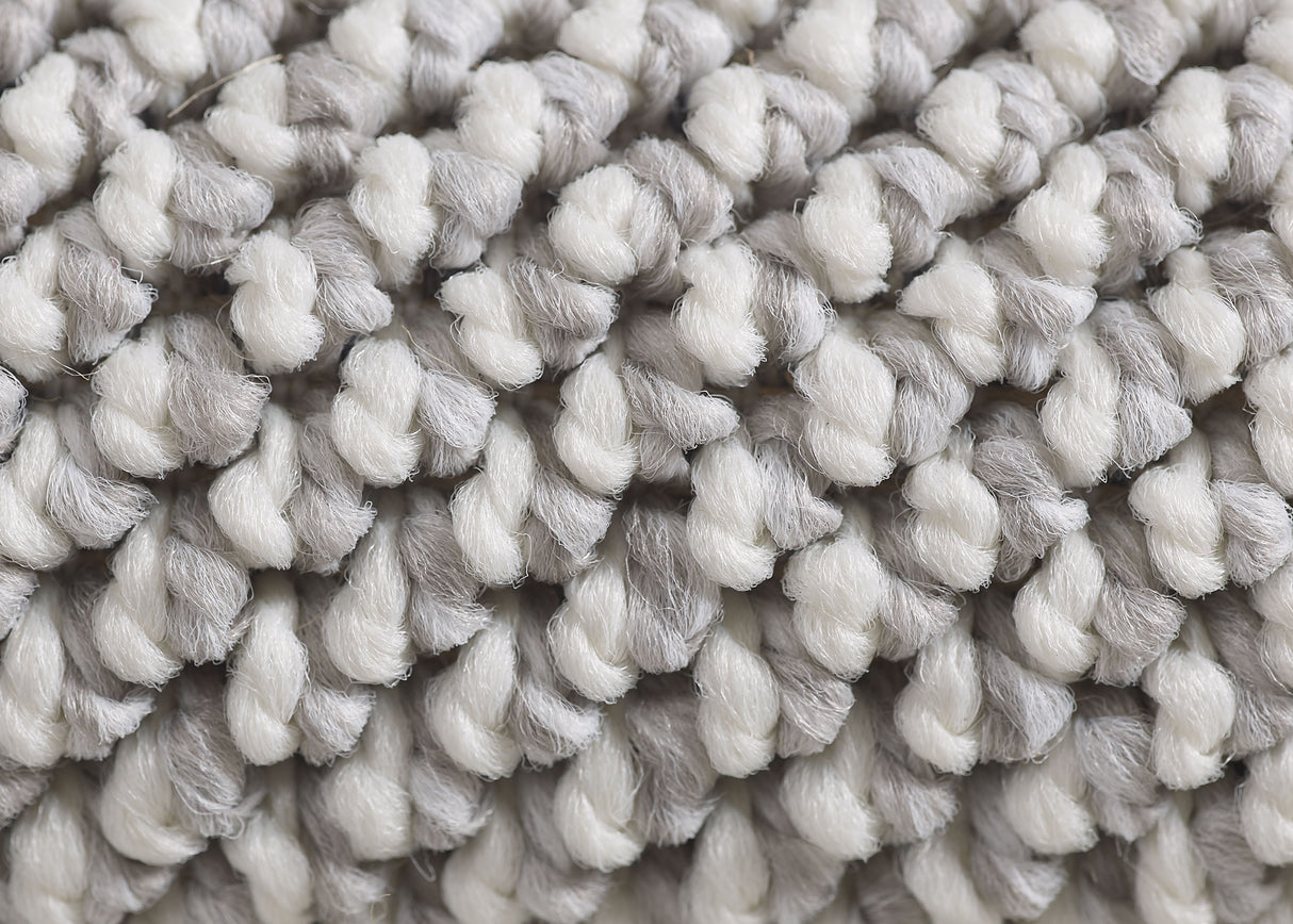 Eliz 4300 Silver – Modern solid-color rug for peace & harmony