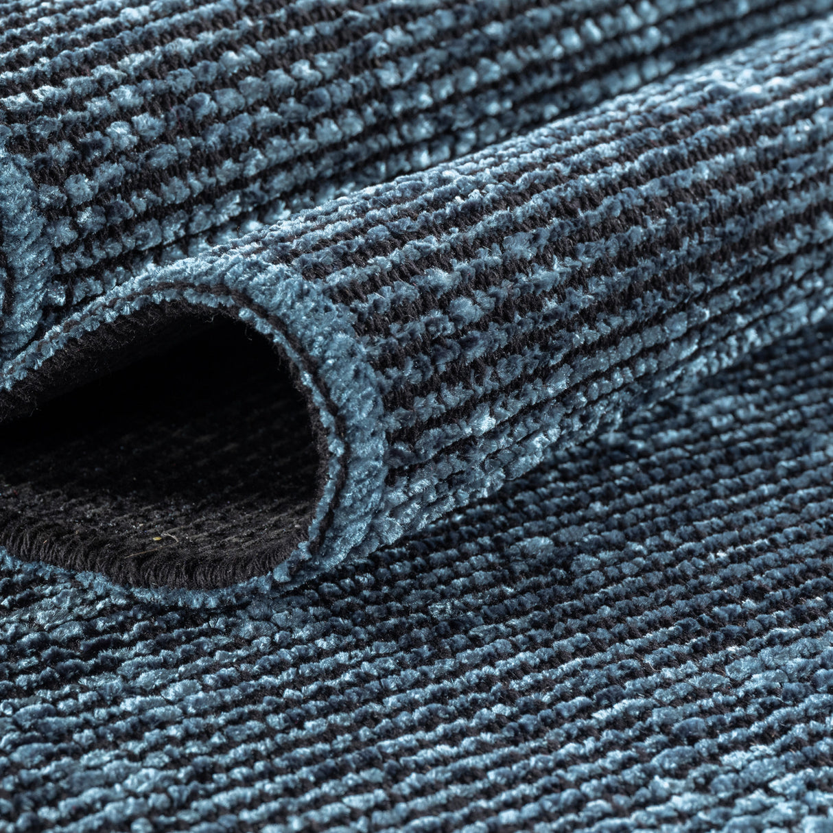 Zeno 1900 Blau – Moderner Uni Teppich mit zeitlosem Design