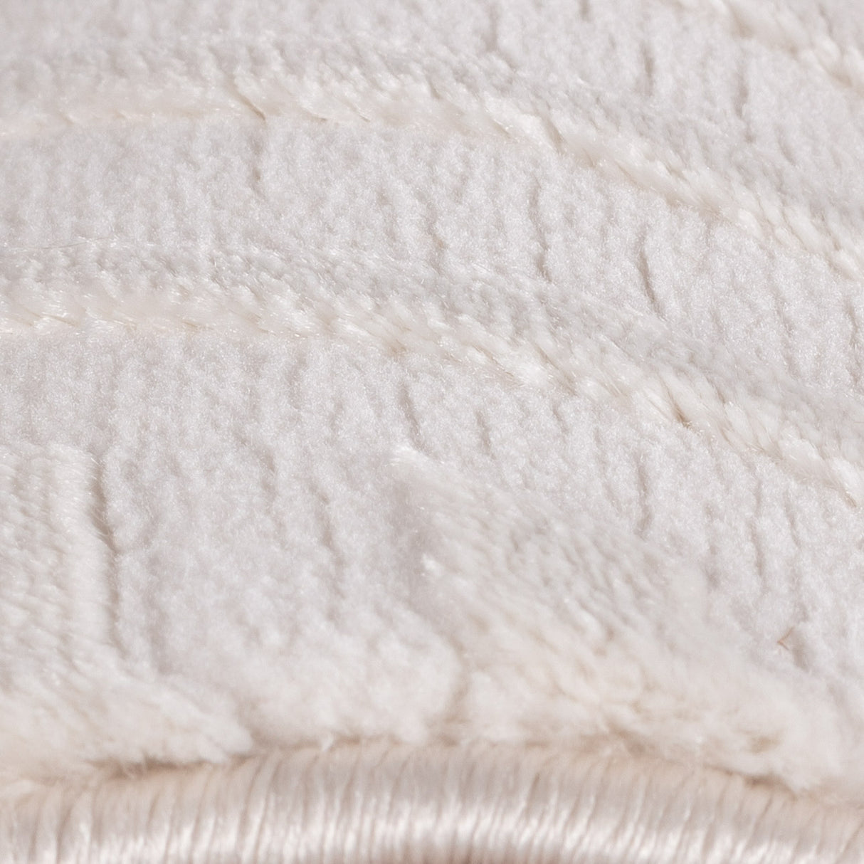 Bellino 1115 Creme – 3D Effekt Teppich mit moderner Struktur