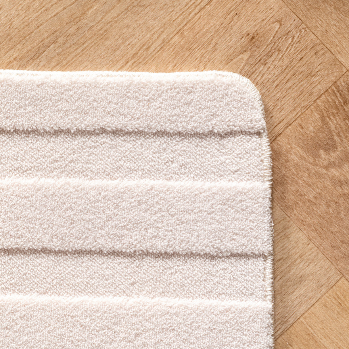 Benzano 1611 Creme – Moderner Uni Teppich mit zeitlosem Design