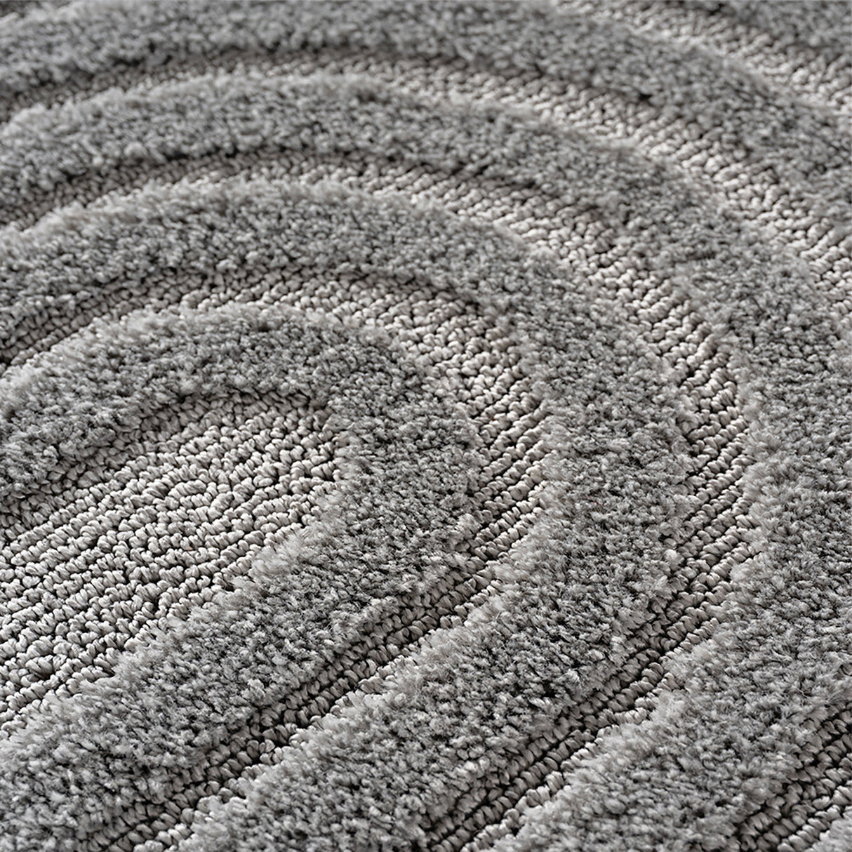 Pera 1122 Silber – Eleganter Uni Teppich mit ruhiger Ausstrahlung
