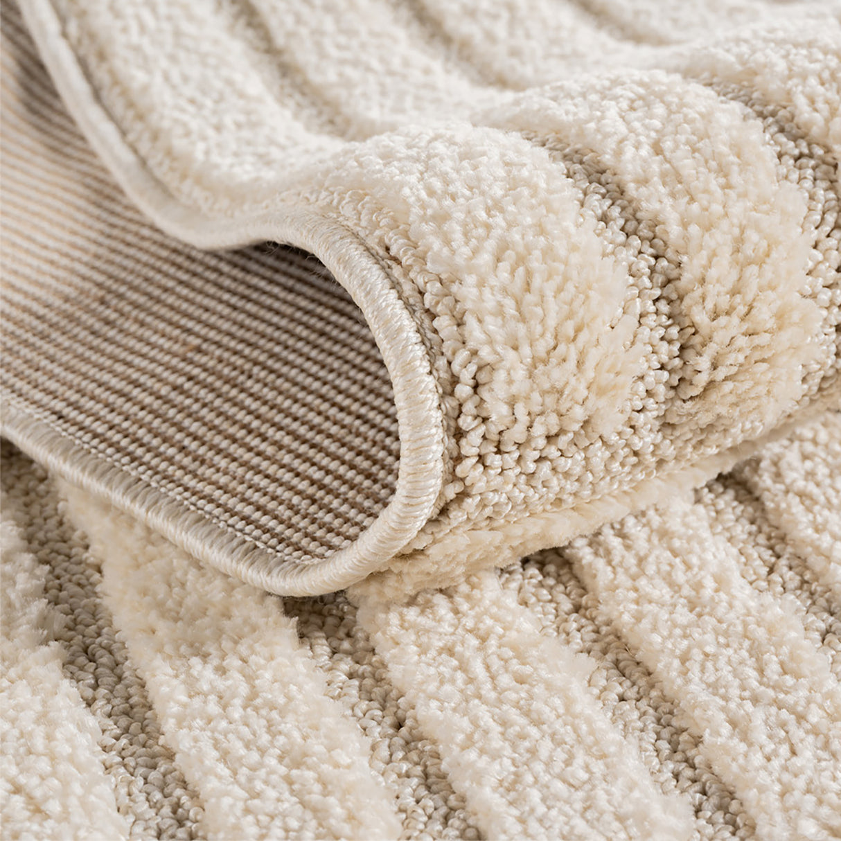 Pera 1123 Creme – Eleganter Uni Teppich mit ruhiger Ausstrahlung