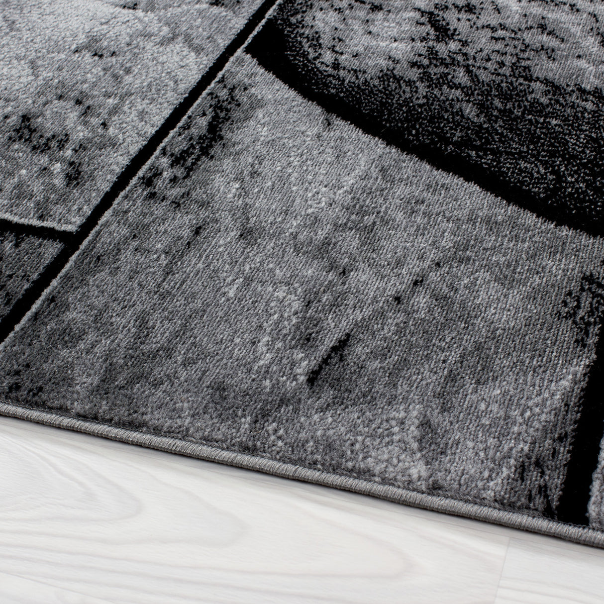Kristal 9250 Schwarz – Moderner Uni Teppich mit zeitlosem Design