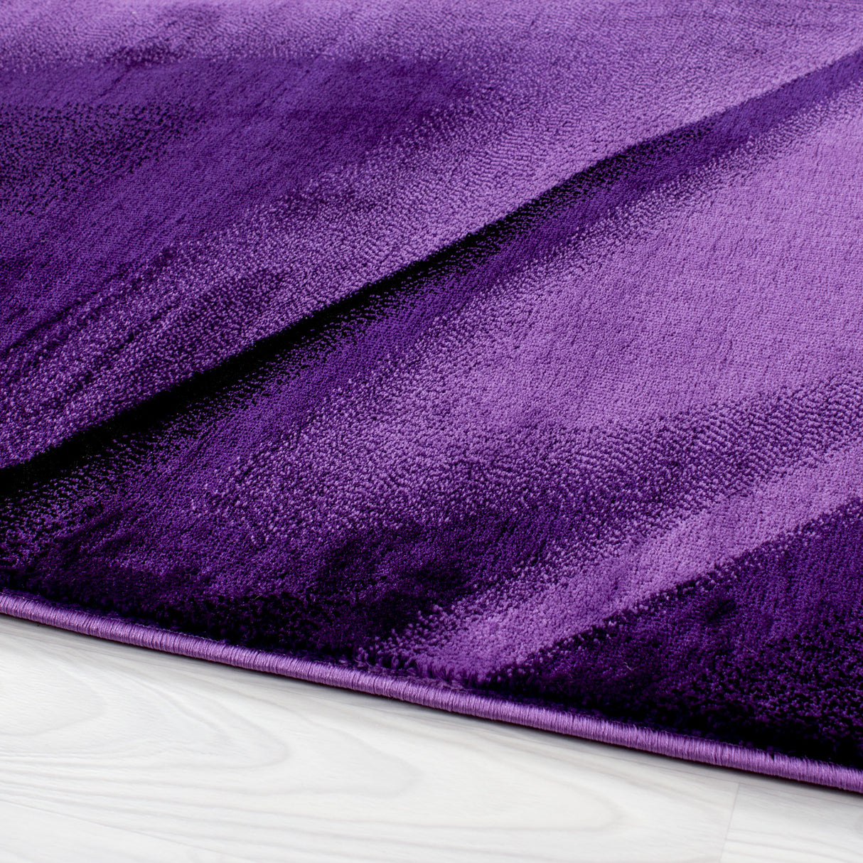 Carisma 6590 Violett – Moderner Uni Teppich mit zeitlosem Design