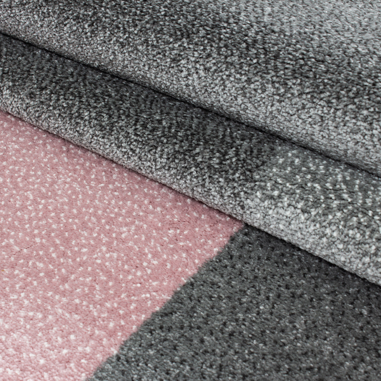 Ocean 1810 Pink – Schlichter Uni Teppich mit ruhiger Ausstrahlung
