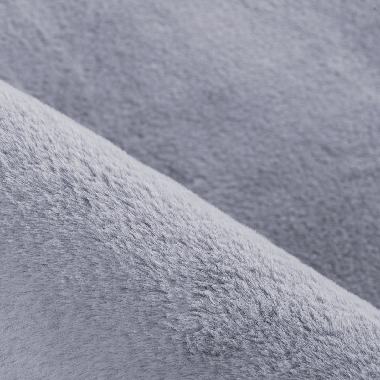 Pufi 5100 Grau – Moderner Shaggy Teppich für gemütliche Wohnräume