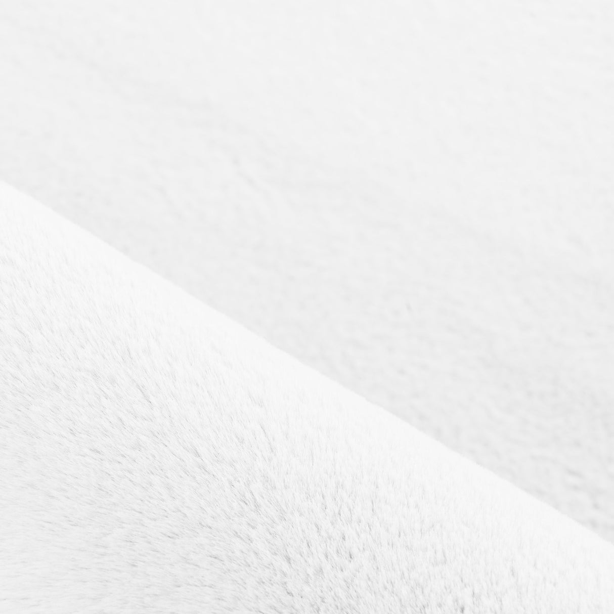 Pufi 5100 Weiß – Moderner Shaggy Teppich für gemütliche Wohnräume
