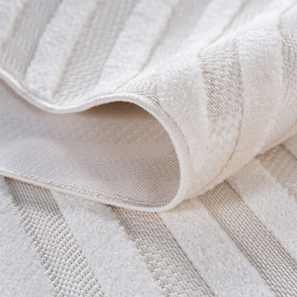 Belle 1658 Creme – 3D Effekt Teppich mit moderner Struktur