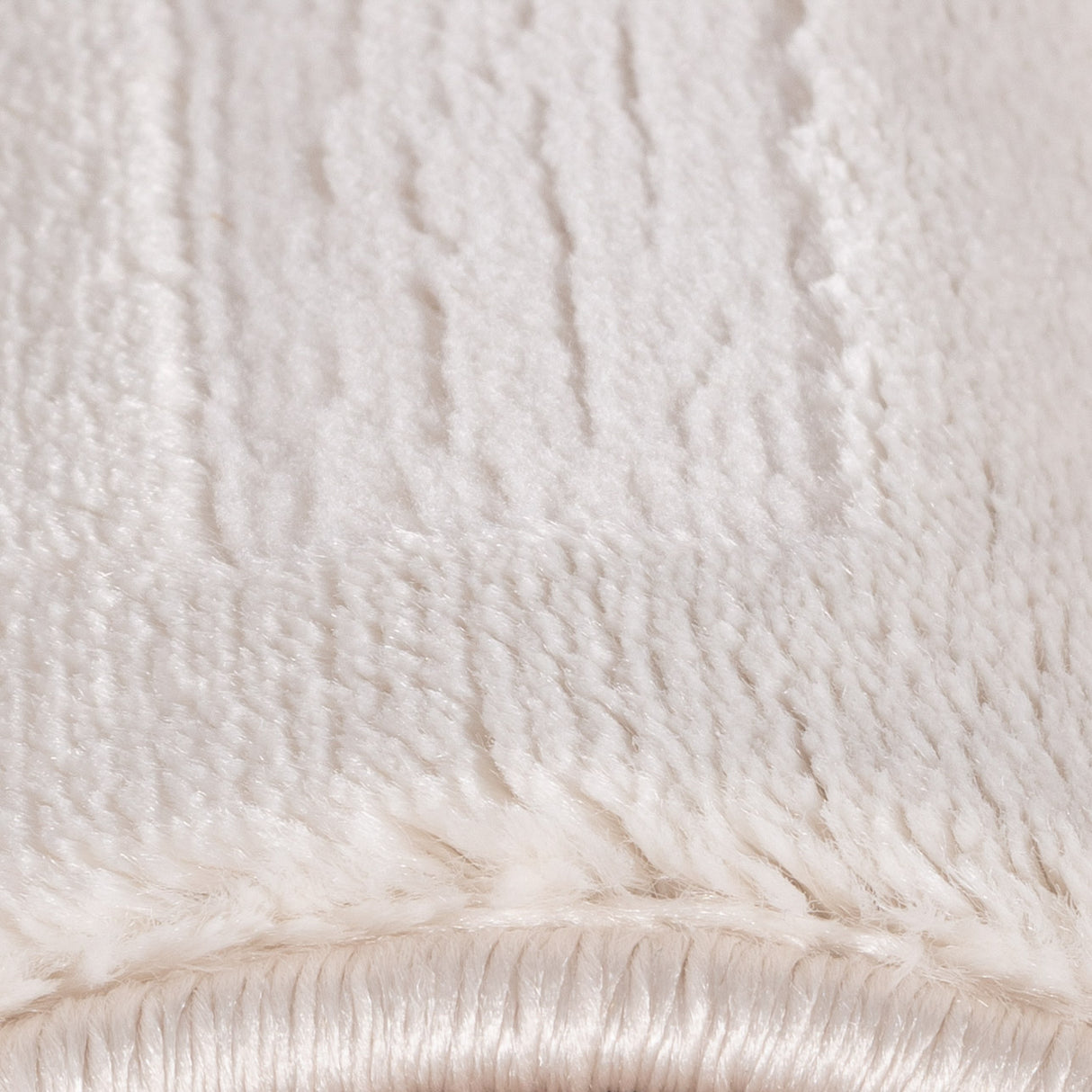 Bellino 1111 Creme – 3D Effekt Teppich mit moderner Struktur