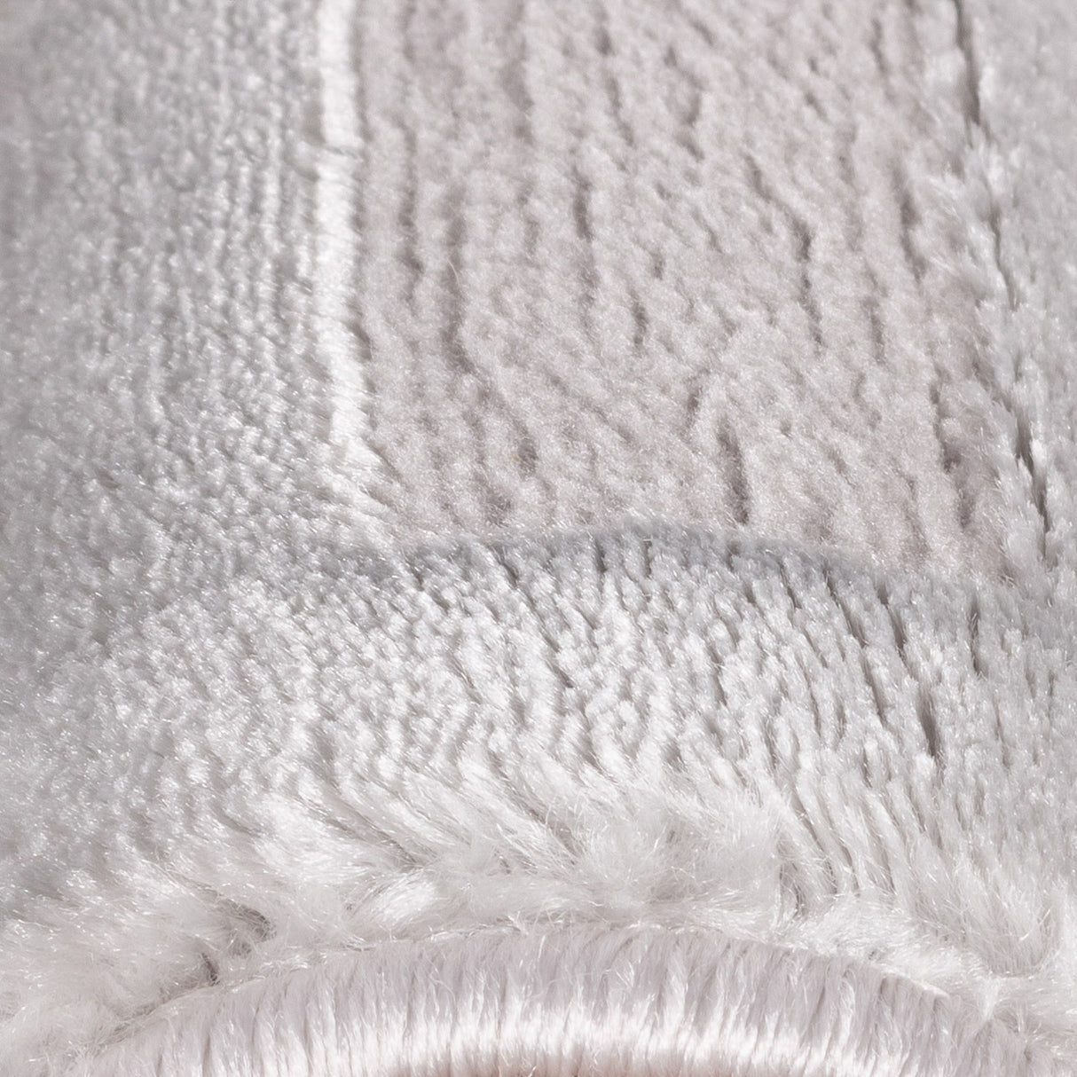 Bellino 1111 Silber – 3D Effekt Teppich mit moderner Struktur