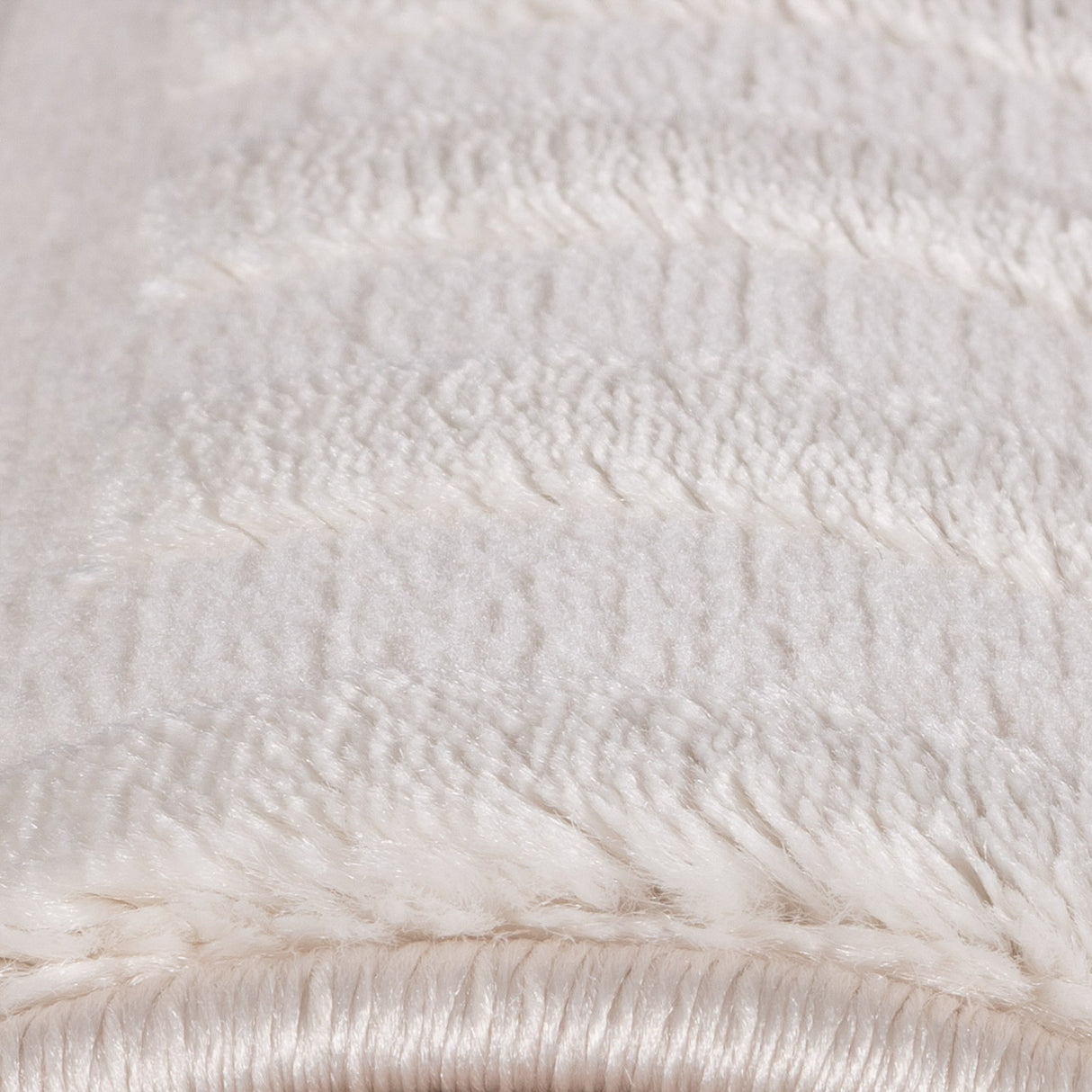 Bellino 1114 Creme – 3D Effekt Teppich mit moderner Struktur