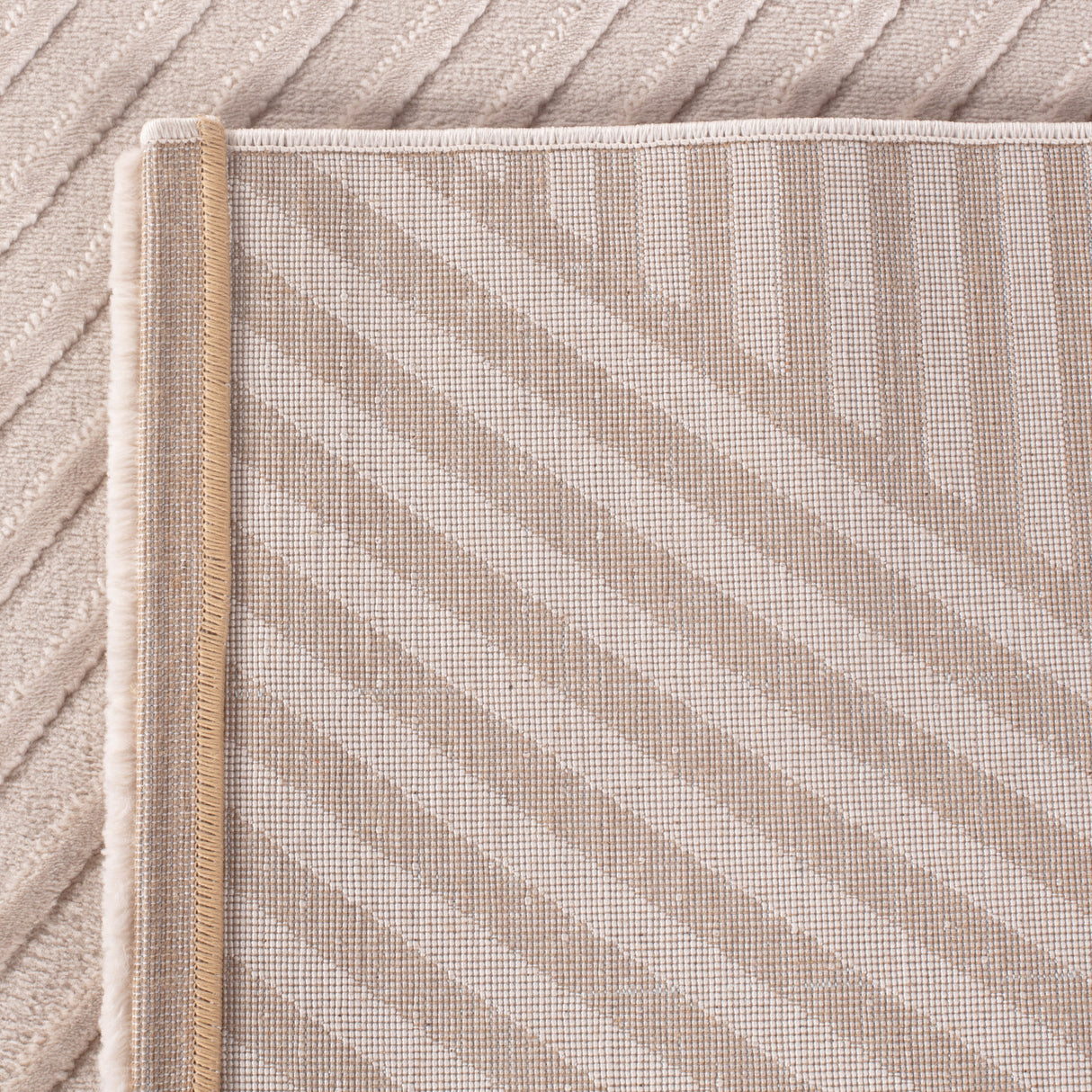 Bellino 1115 Beige – 3D Effekt Teppich mit moderner Struktur