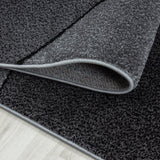 Alfa 1120 Grey – Modern solid-color carpet with a timeless design