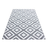 Nour 8005 Gri – Zamansız bir tasarıma sahip modern, düz renkli halı.