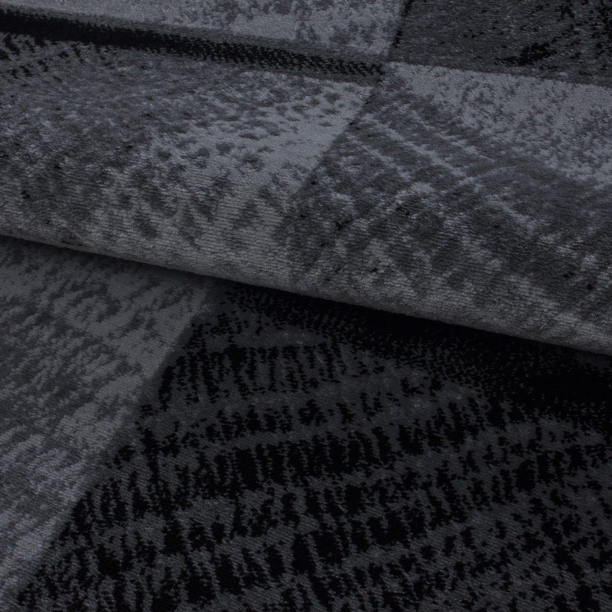 Nour 8003 Schwarz – Moderner Uni Teppich mit zeitlosem Design