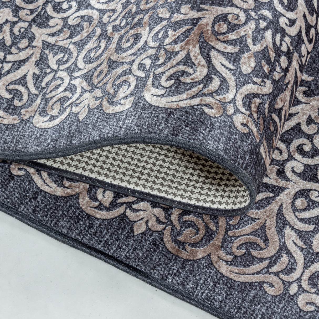 Mosaik 4303 Schwarz – Moderner Uni Teppich mit zeitlosem Design