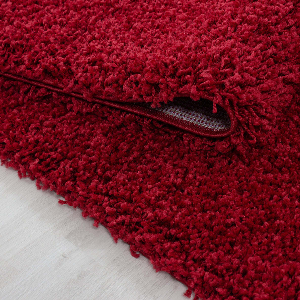 Dama 1500 Rot – Hochflor Shaggy Teppich für extra Komfort